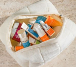 Gratis 3 luxe Murad miniaturen